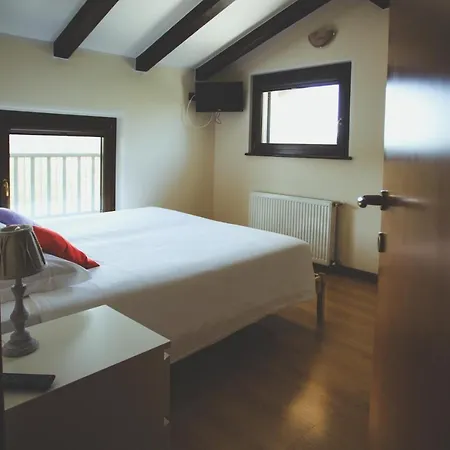 Contessi Farm stay *